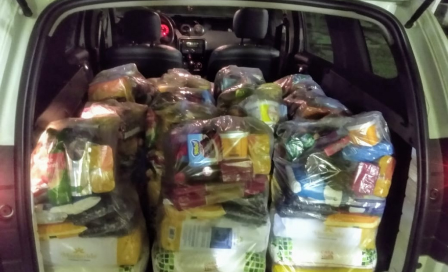 Agentes da Penitenciária Feminina de Piraquara se reúnem para ação social na RMC