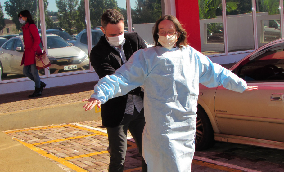 Depen de Cascavel já repassou mais de 3,6 mil jalecos a profissionais da saúde do município