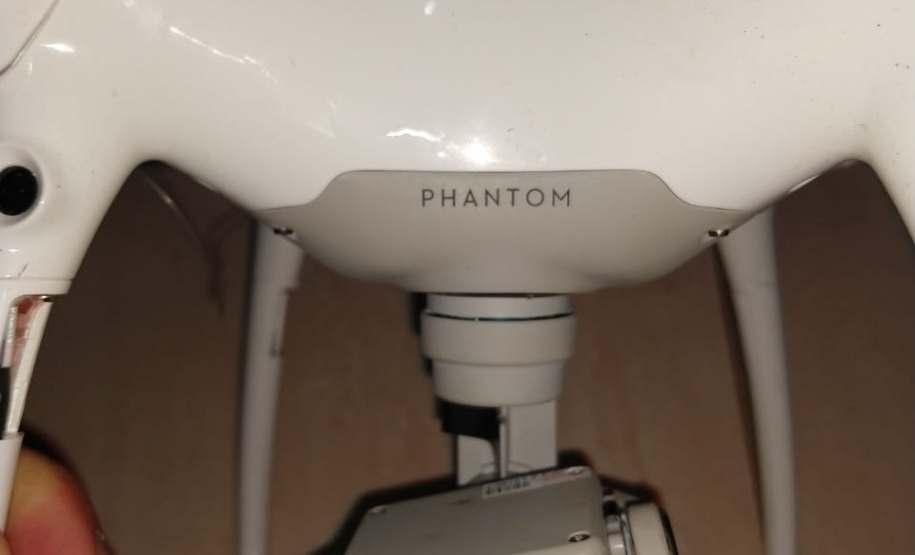 Depen de Ponta Grossa intercepta drone que carregava celulares e sobrevoava a Hildebrando de Souza