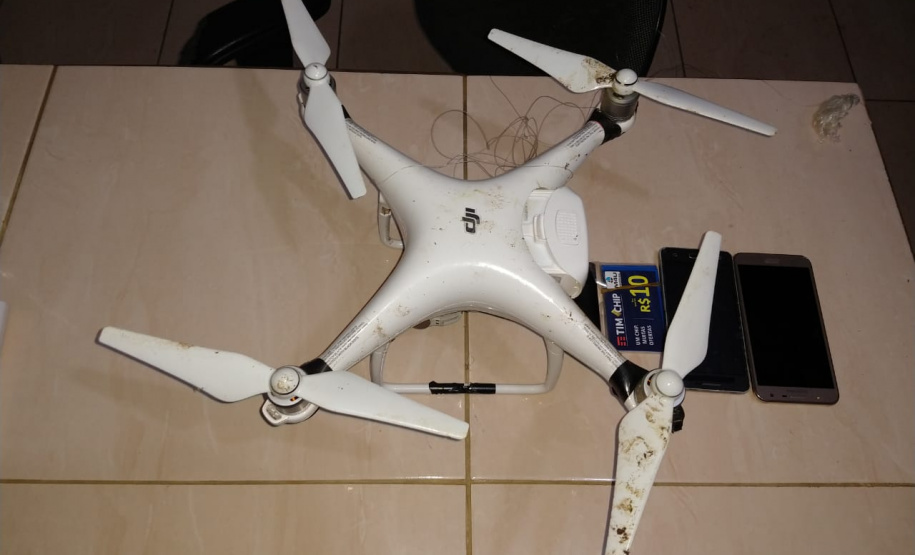 Depen de Ponta Grossa intercepta drone que carregava celulares e sobrevoava a Hildebrando de Souza