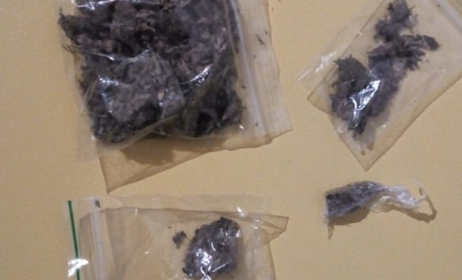 Polícia Militar cumpre 12 mandados judiciais contra o tráfico de drogas no litoral