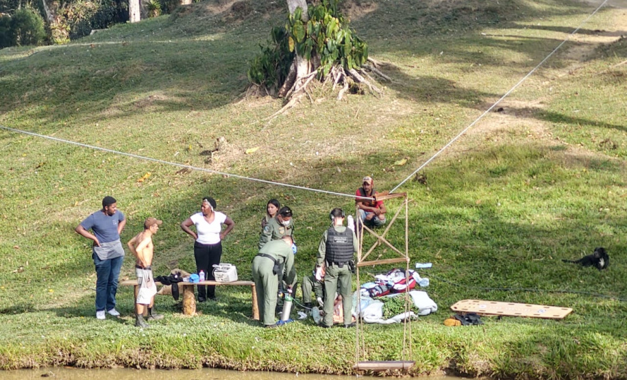 BPMOA faz resgate aeromédico após homem se afogar em São José dos Pinhais, na RMC