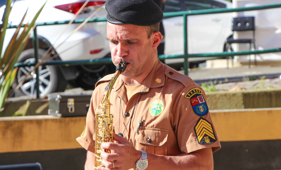 Banda de Música da PM faz homenagem para enfermeiros do Hospital da PM no Dia Internacional da Enfermagem