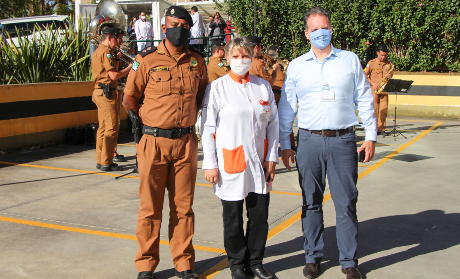 Banda de Música da PM faz homenagem para enfermeiros do Hospital da PM no Dia Internacional da Enfermagem