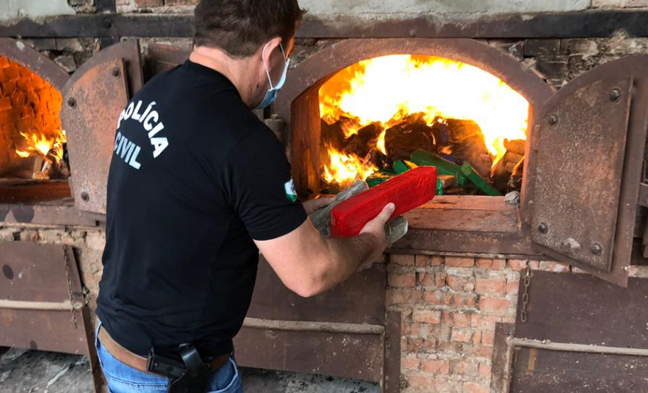 PCPR incinera 3,8 toneladas de maconha em Foz do Iguaçu