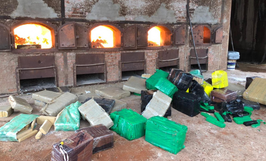 PCPR incinera 3,8 toneladas de maconha em Foz do Iguaçu