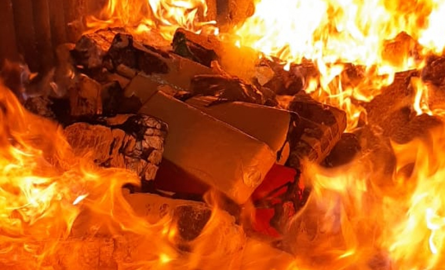 Polícia Civil incinera 1,5 tonelada de drogas em São José dos Pinhais