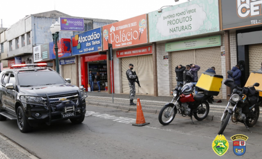 Com a Operação Centro II, PM encaminha 15 pessoas e apreende quatro quilos de drogas em Ponta Grossa