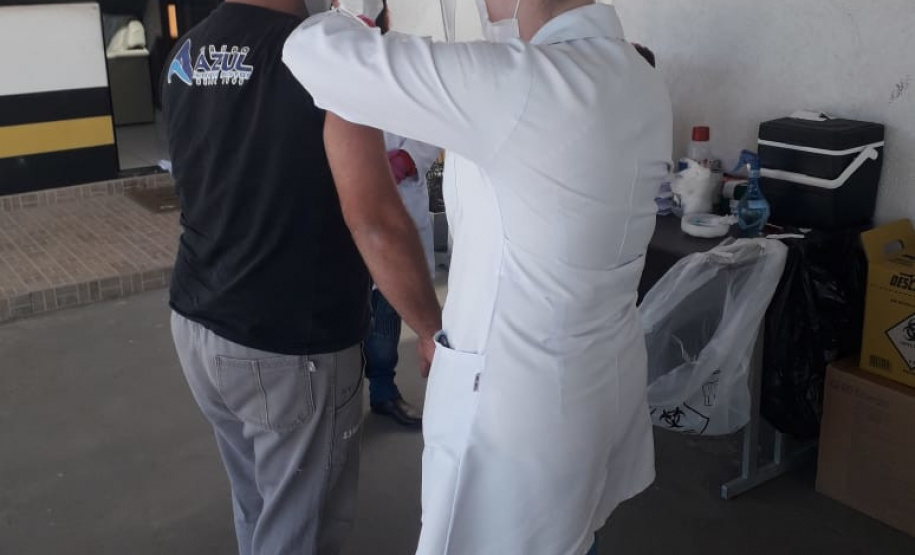 BPRv apoia Secretaria Municipal de Saúde de Almirante Tamandaré, na RMC, na vacinação de motoristas