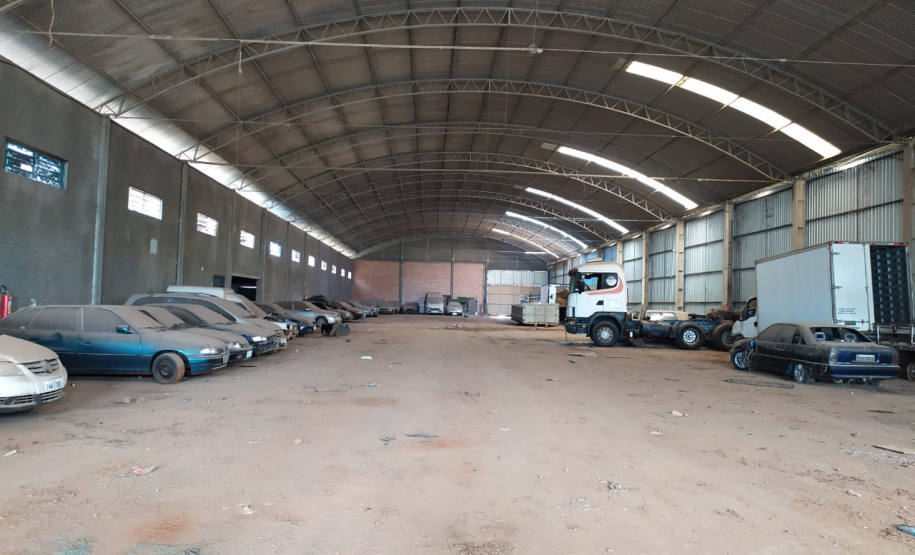 Polícia Civil remove 1,6 mil veículos de pátios em Cascavel