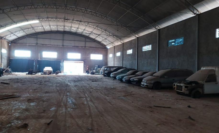 Polícia Civil remove 1,6 mil veículos de pátios em Cascavel