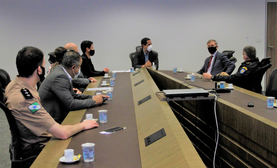 Segurança e prefeitura de Pinhas vão compartilhar informações