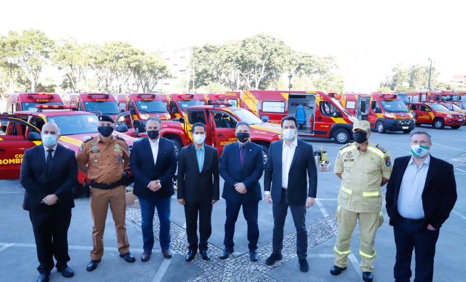 Governo reforça Corpo de Bombeiros com 34 novos veículos