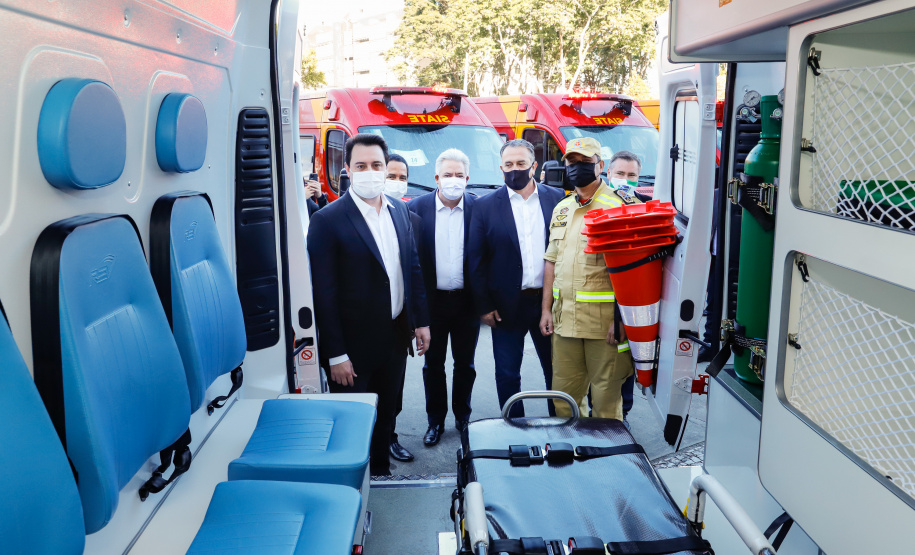 Governo reforça Corpo de Bombeiros com 34 novos veículos