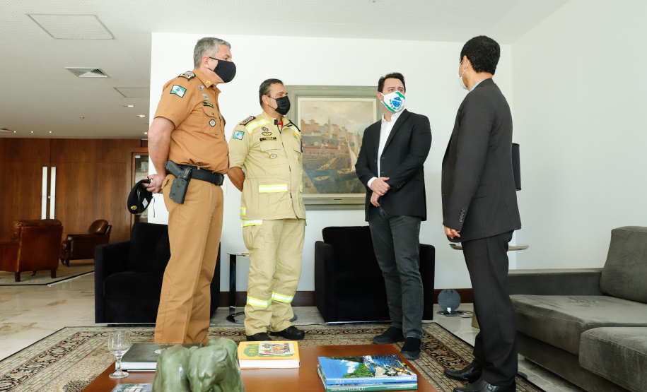 Governo reforça Corpo de Bombeiros com 34 novos veículos