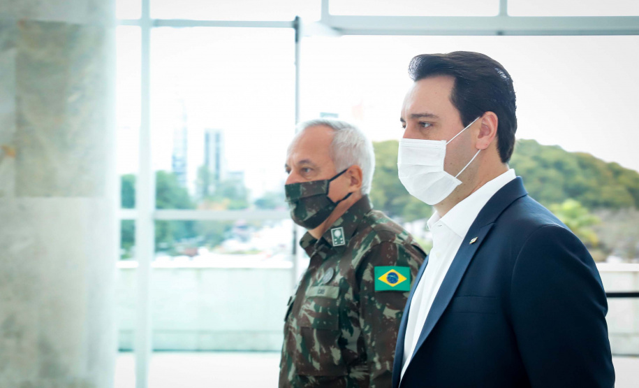 Governo propõe parceria com Exército para elaboração de projetos