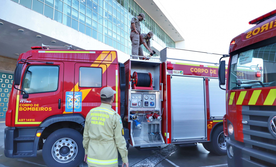 Governo reforça Corpo de Bombeiros com 34 novos veículos