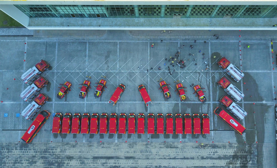 Governo reforça Corpo de Bombeiros com 34 novos veículos