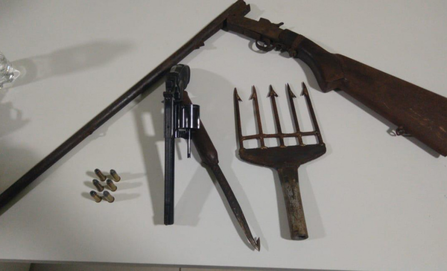 Barcos, redes de pesca, armas e anzóis são apreendidos durante abordagens da Operação Ostensividade Aquática no Interior do estado