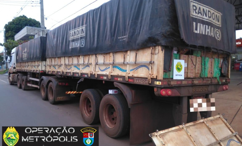 Quase uma tonelada de drogas foi apreendida pela PM no Oeste do estado durante a Operação Metrópolis; prejuízo de mais de R$ 4 milhões