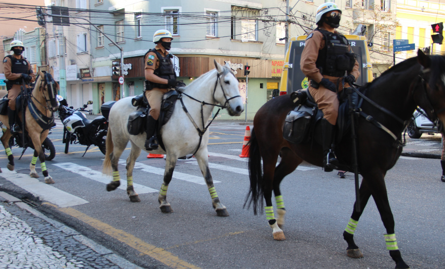 Esquema de segurança da Polícia Militar garante manistestações pacíficas neste domingo