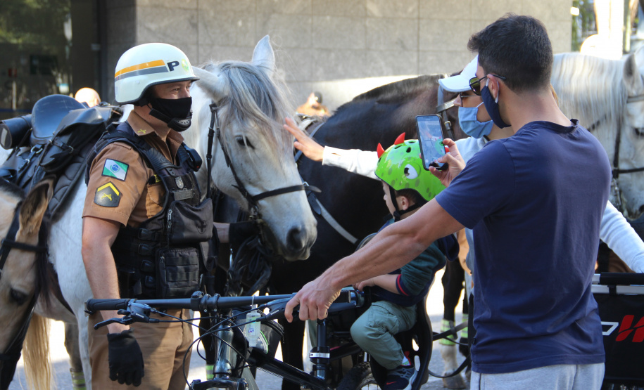 Esquema de segurança da Polícia Militar garante manistestações pacíficas neste domingo