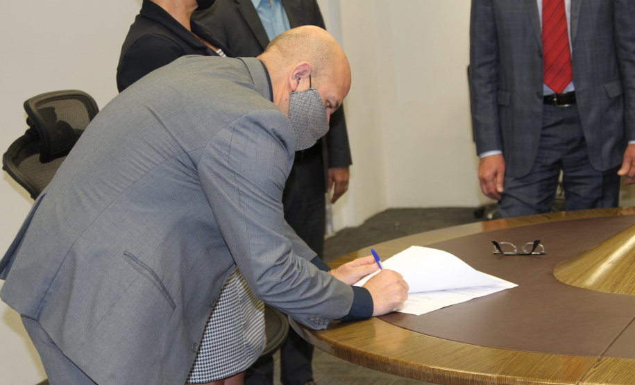 Segurança e prefeitura de Pinhas vão compartilhar informações