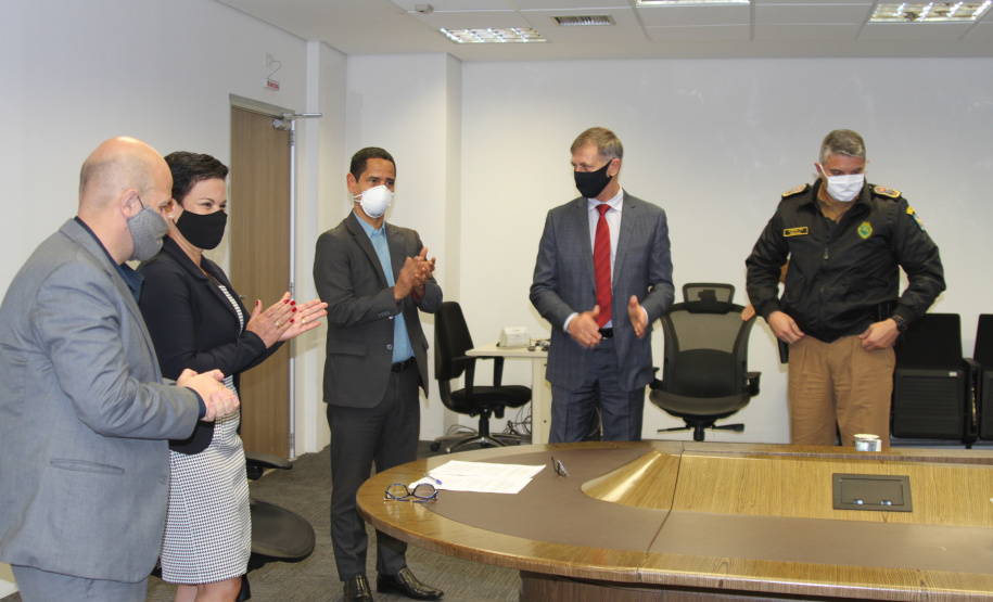 Segurança e prefeitura de Pinhas vão compartilhar informações