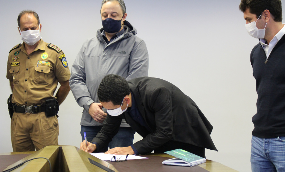 Segurança Pública e Prefeitura de Campina Grande do Sul assinam Resolução Conjunta