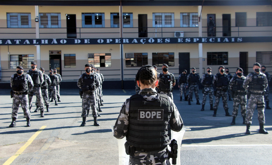 Dia Nacional do Policial e Bombeiro Militar é marcado com homenagem a policiais do BOPE que morreram em serviço