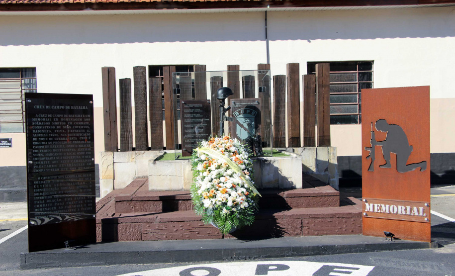 Dia Nacional do Policial e Bombeiro Militar é marcado com homenagem a policiais do BOPE que morreram em serviço