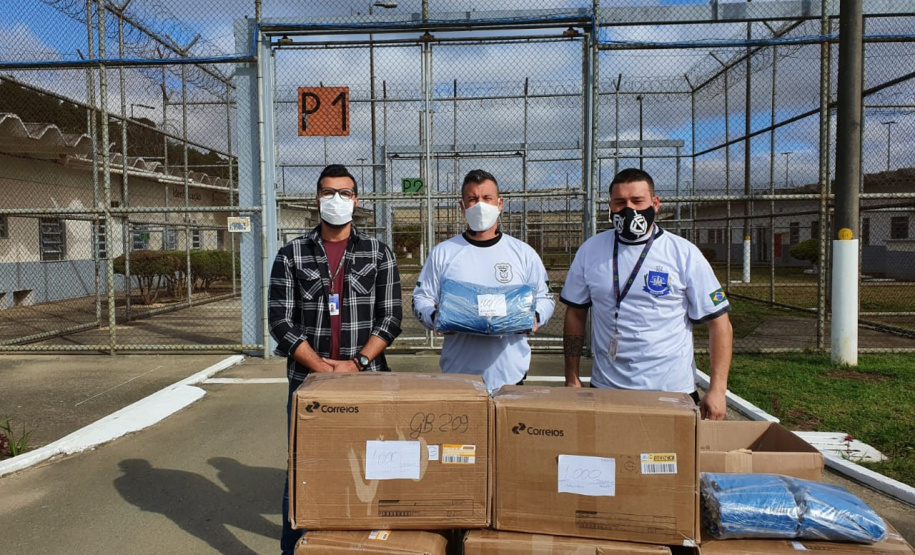 Casa de Custódia de Piraquara distribui 3 mil máscaras de proteção aos detentos