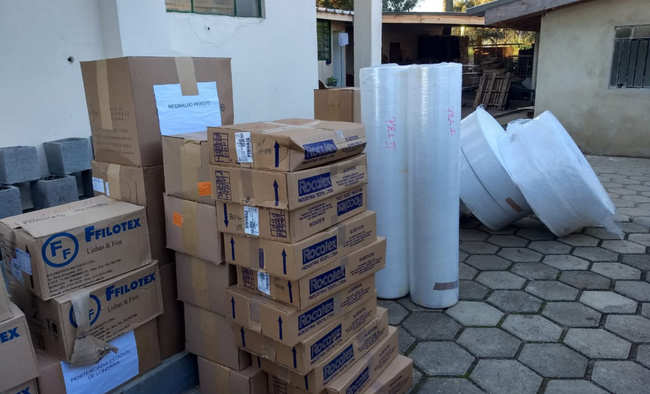 Depen distribui materiais para reforçar produção de EPIs contra o coronavírus