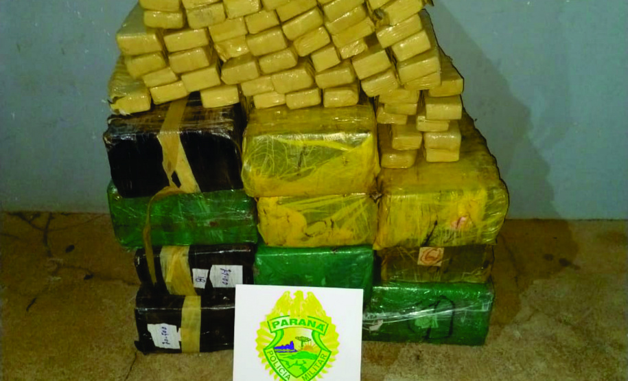 PM apreende mais de 200 quilos de maconha em São Carlos do Ivaí, no Noroeste do estado