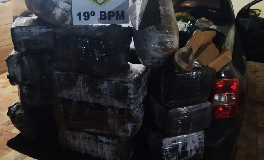 PM apreende mais de 200 quilos de maconha e recupera veículo furtado em Terra Roxa (PR)