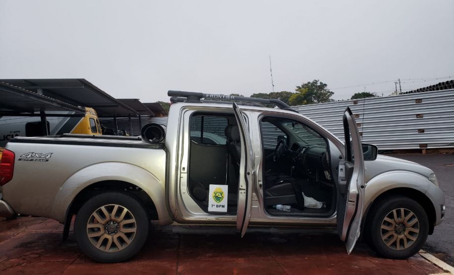 Em ações distintas, 7º Batalhão recupera um caminhão roubado e encaminha duas pessoas, no Noroeste do Paraná