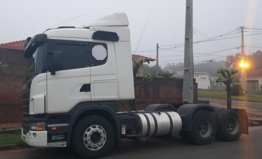 Em ações distintas, 7º Batalhão recupera um caminhão roubado e encaminha duas pessoas, no Noroeste do Paraná