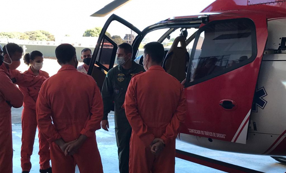 Operadores do BPMOA fazem treinamento com aeronave para Grupamento Aéreo do Corpo de Bombeiros do Distrito Federal