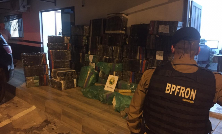 Mais de uma tonelada e meia de maconha é apreendida pelo BPFron em Céu Azul, no Oeste do estado