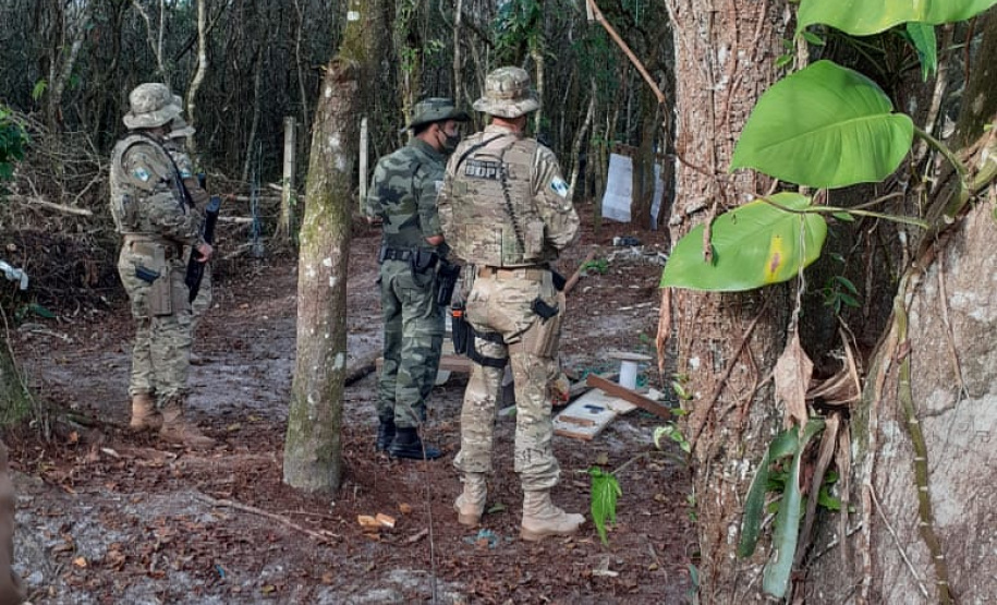 Reforço da presença da PM na Ilha do Mel inibe tráfico de drogas e invasão de áreas de proteção ambiental