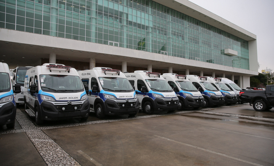 Estado entrega R$ 3,9 milhões em nova frota de veículos ao Departamento Penitenciário