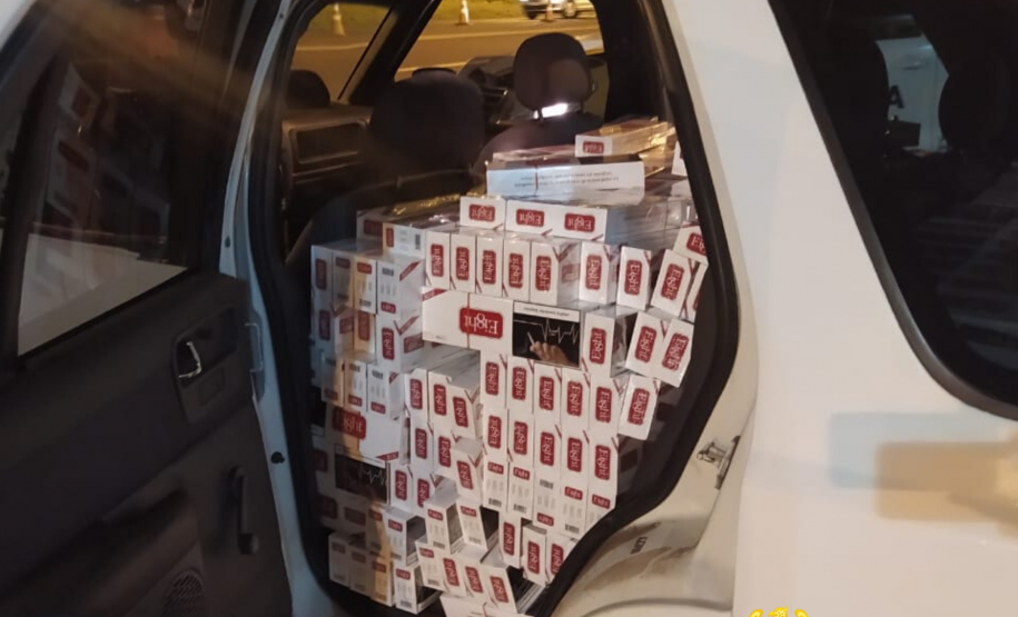 BPRv apreende carro carregado com 6,5 mil maços de cigarros contrabandeados no Oeste do estado