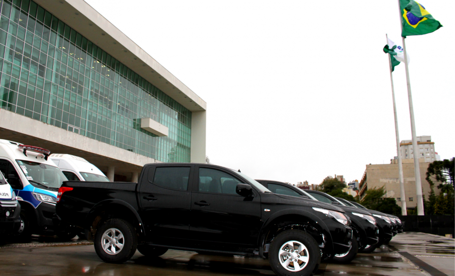 Estado entrega R$ 3,9 milhões em nova frota de veículos ao Departamento Penitenciário
