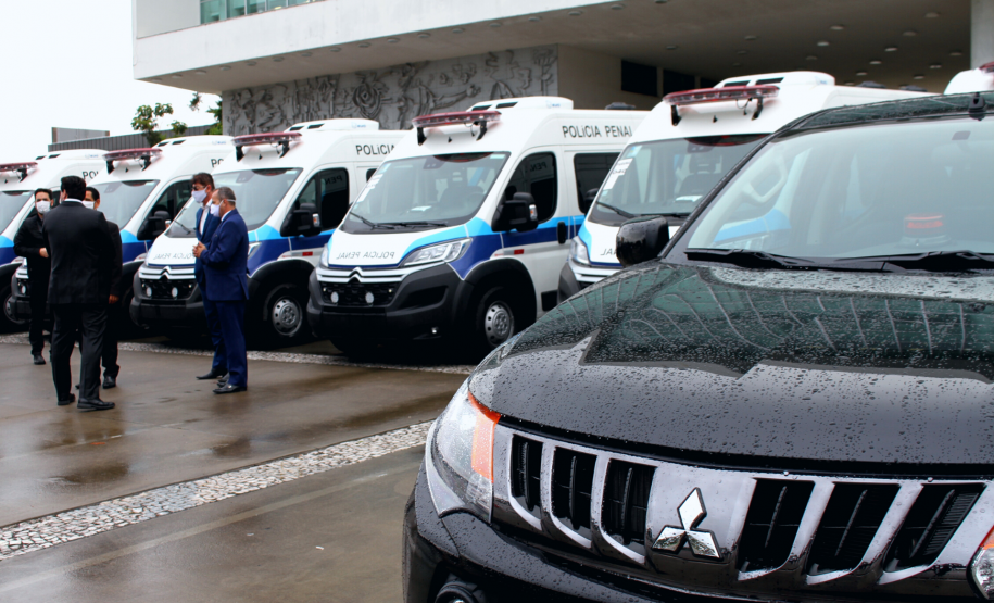 Estado entrega R$ 3,9 milhões em nova frota de veículos ao Departamento Penitenciário