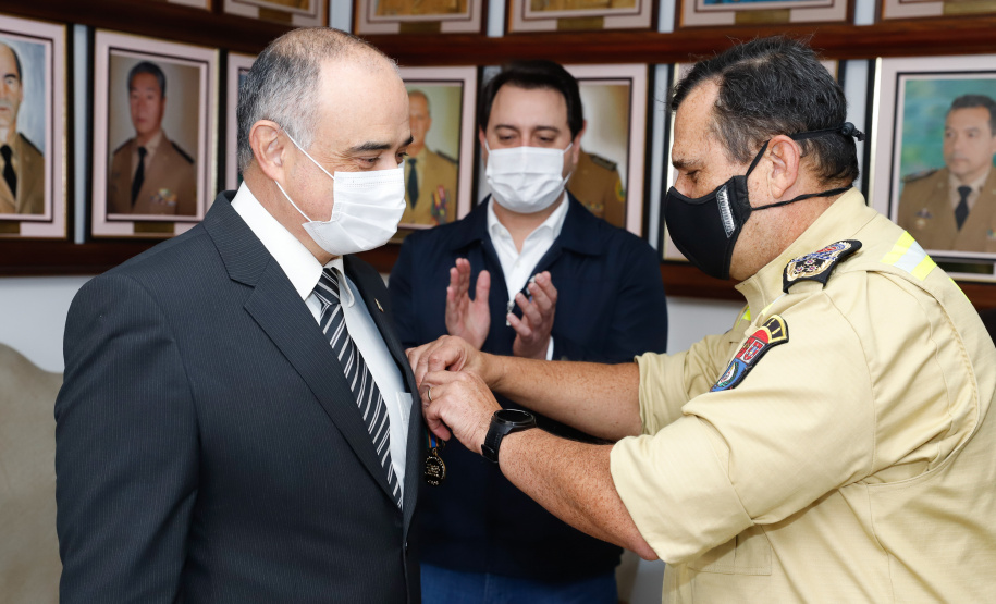 Governador e Secretário da Segurança agradecem trabalho dos bombeiros do Paraná