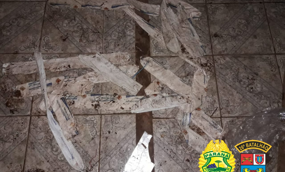 Nos Campos Gerais, PM encontra artefatos explosivos e miguelitos após denúncia anônima
