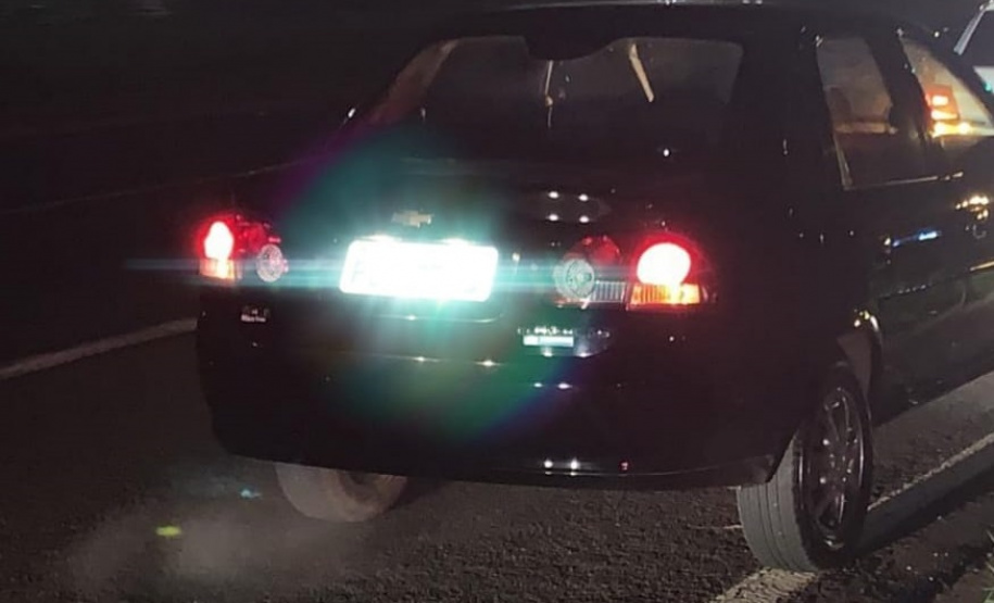 Ação conjunta apreende dois carros e mais de 120 celulares contrabandeados, em Cambé (PR)