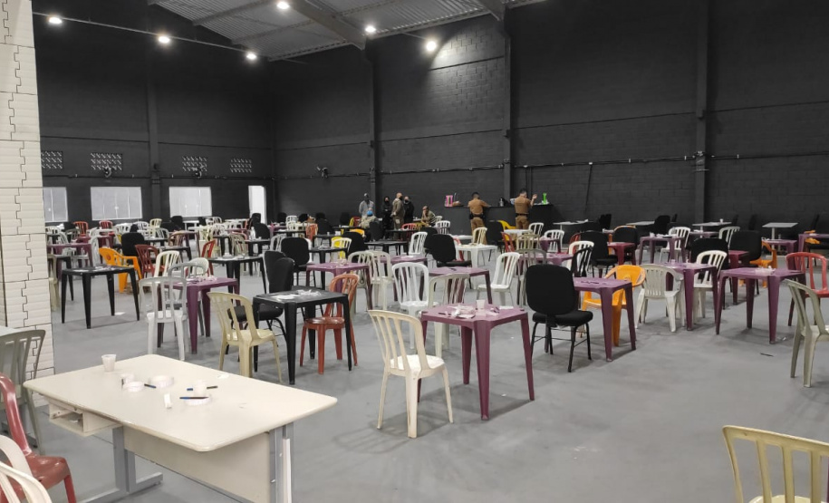 AIFU flagra bingo com 253 pessoas no Cajuru durante fiscalização na Capital