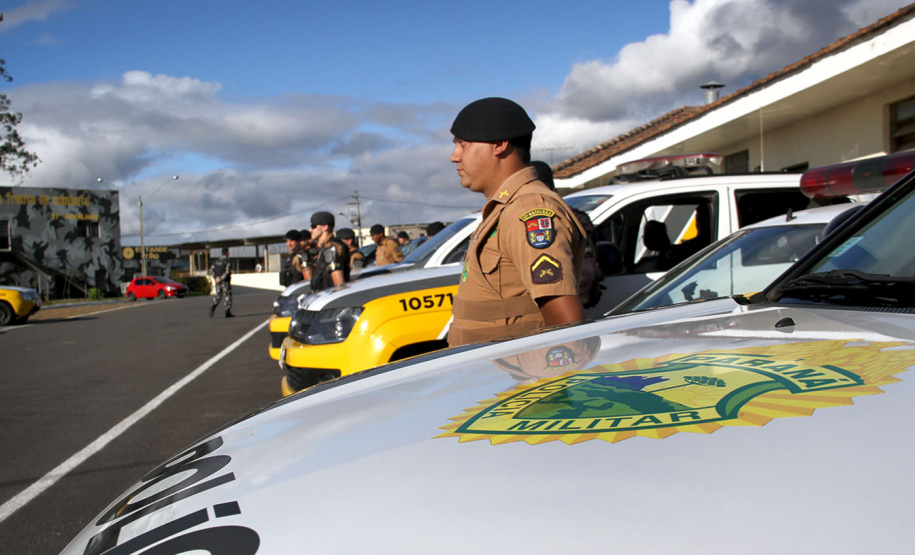 Bebê é desengasgado por equipe policial de Fazenda Rio Grande, na RMC