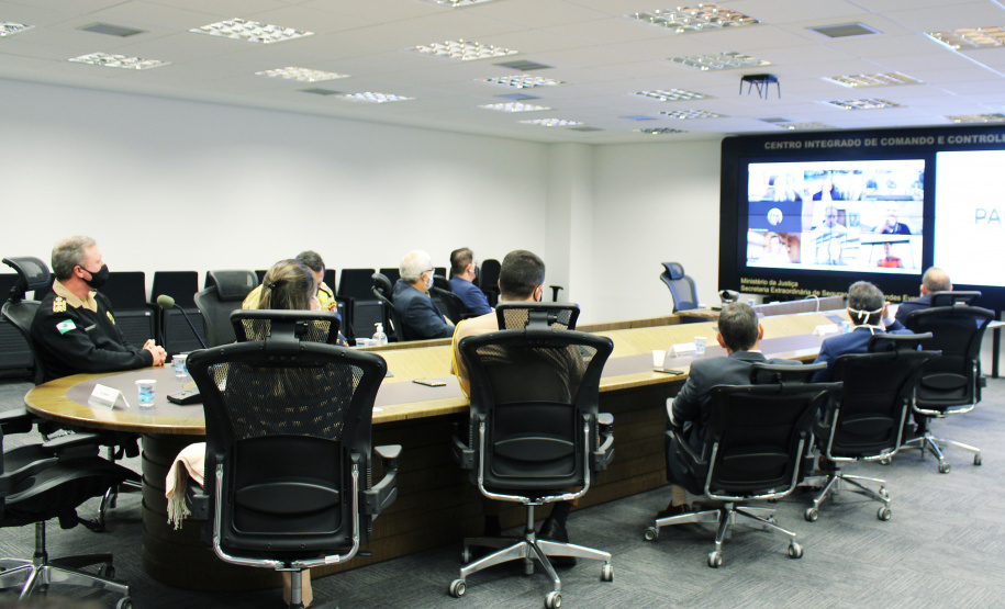 Paraná abre consulta pública do Plano Estadual de Segurança Pública e Defesa Social e firma termo de cooperação com a FIEP